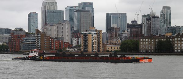 Air pollution sources in Deptford and New Cross, including river vessels burning ship diesel