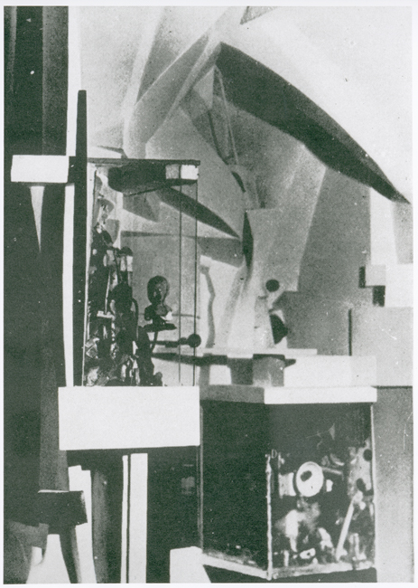 The exhibit showcases Kurt Schwitters’ “Merzbau,” an abstract artwork created between 1919 and 1937 in Hannover.