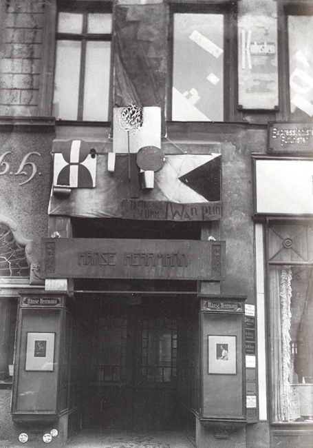 The exhibit displays the entrance to the Der Sturm gallery.